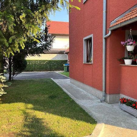 Apartment T&M Zagreb Airport Velika Gorica Luaran gambar