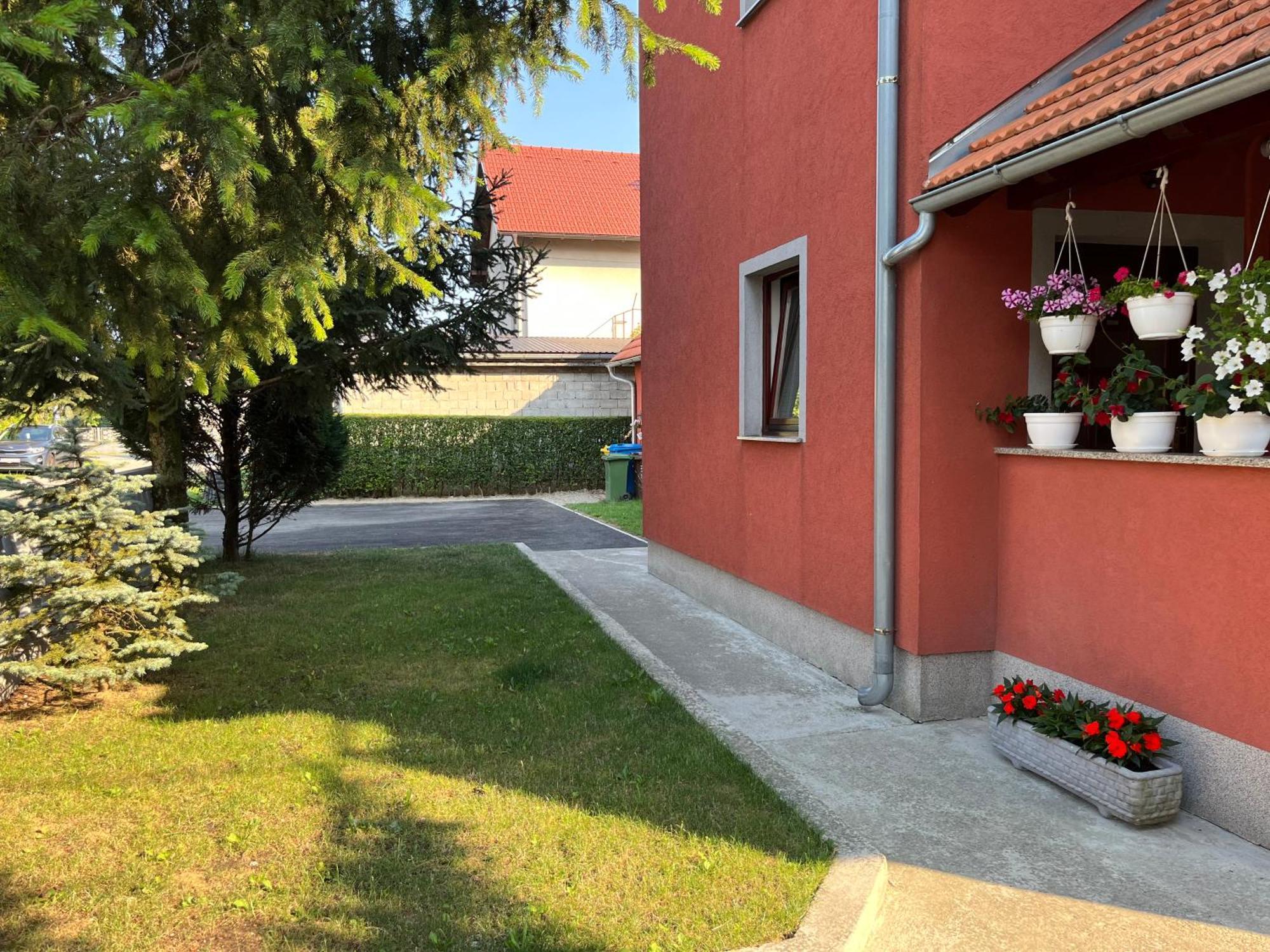 Apartment T&M Zagreb Airport Velika Gorica Luaran gambar